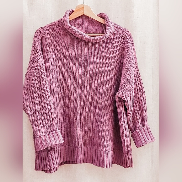 Purple oversize knitted sweater - Picture 1 of 3